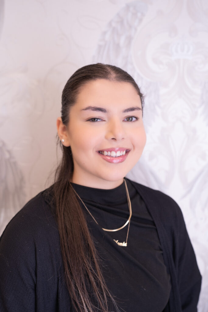 Nura Karakus Azubi Nadine Ehlers Hairlounge